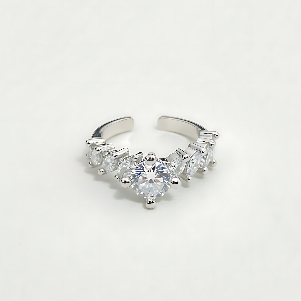AD Stone Crown Ring