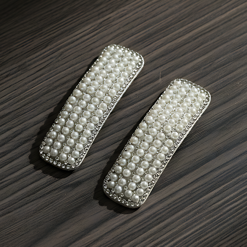 Pearl Statement Hair Clip
