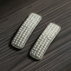 Pearl Statement Hair Clip